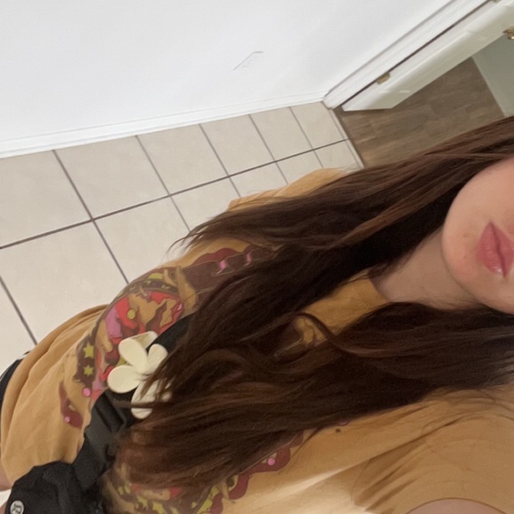 Meet your Posher, Alice - Picture 1 of 1